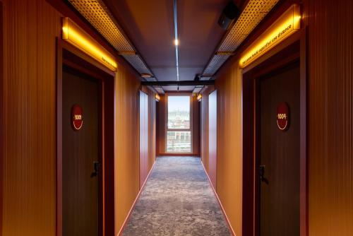 you hotel amiens handwritten collection