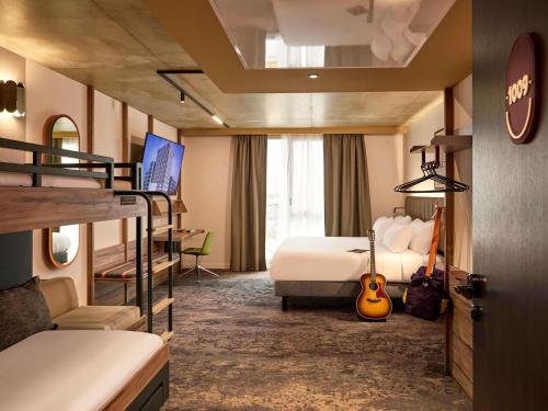 you hotel amiens handwritten collection