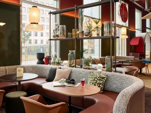 you hotel amiens handwritten collection