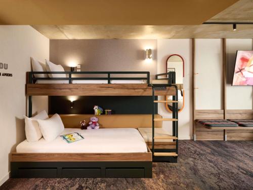 you hotel amiens handwritten collection