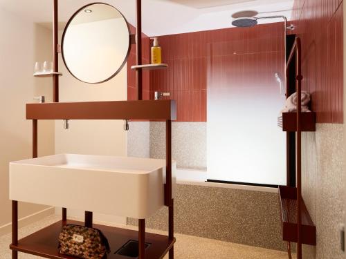 you hotel amiens handwritten collection
