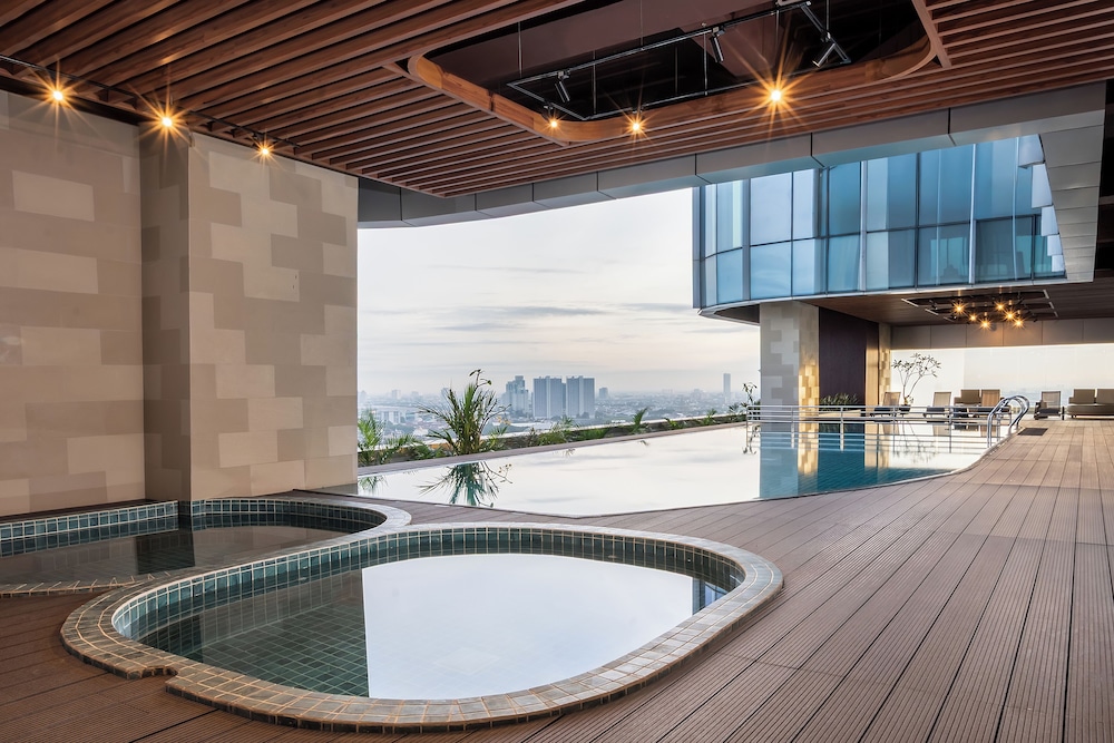 novotel jakarta pulo mas