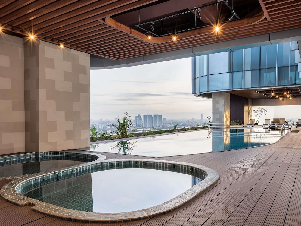 novotel jakarta pulo mas