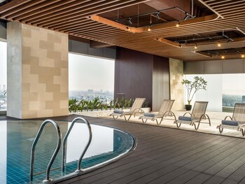 Novotel Jakarta Pulo Mas,,4 star