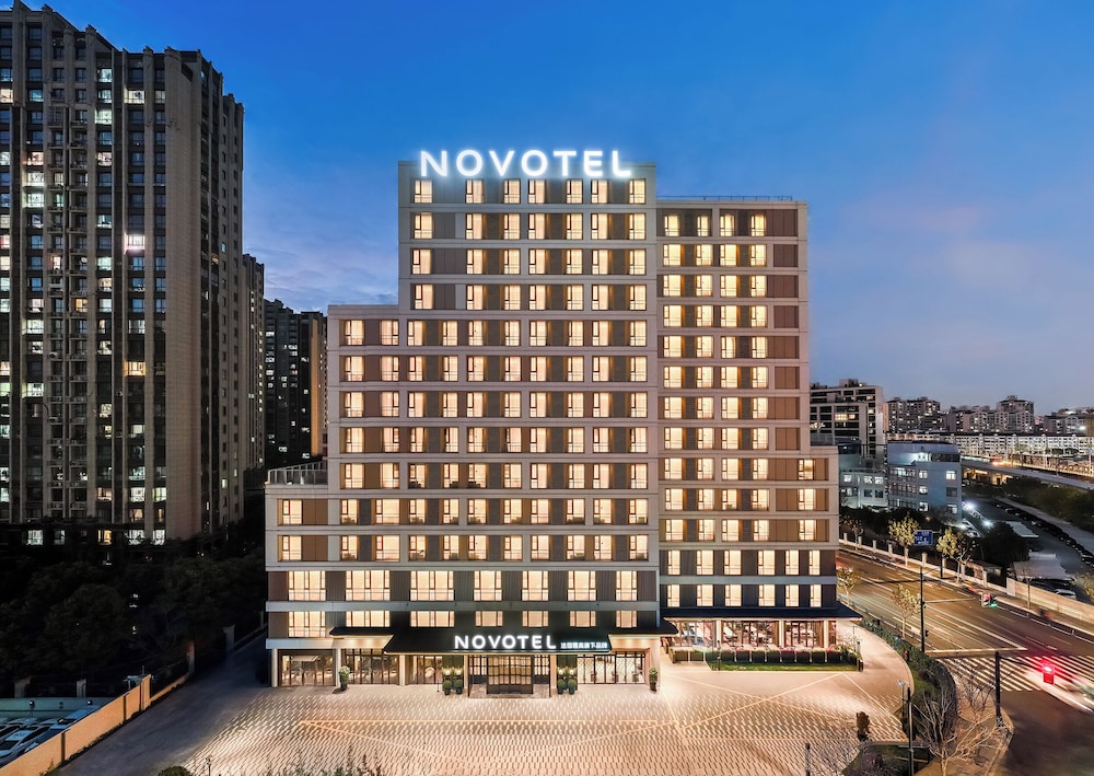 novotel shanghai xuhui riverside