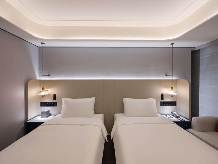 novotel shanghai xuhui riverside