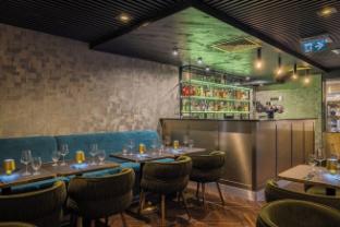 hotel allora