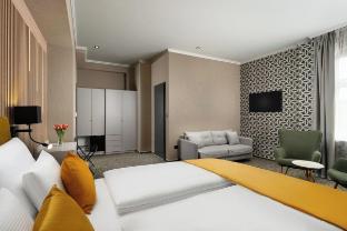 hotel allora