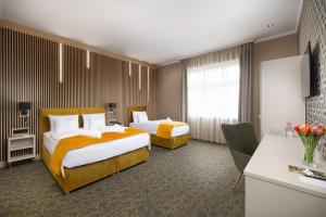 hotel allora