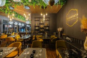 hotel allora