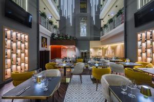 hotel allora