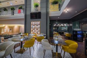 hotel allora