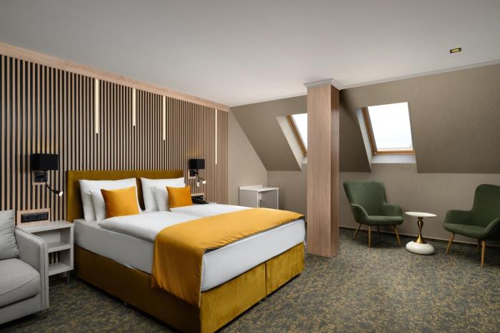 hotel allora