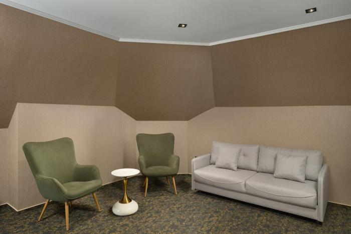hotel allora