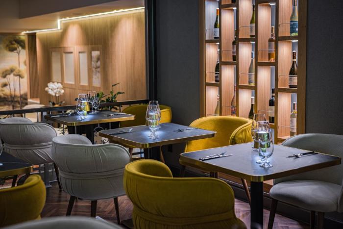 hotel allora