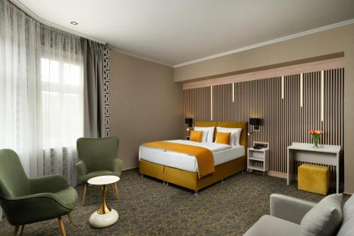 hotel allora