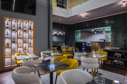 hotel allora