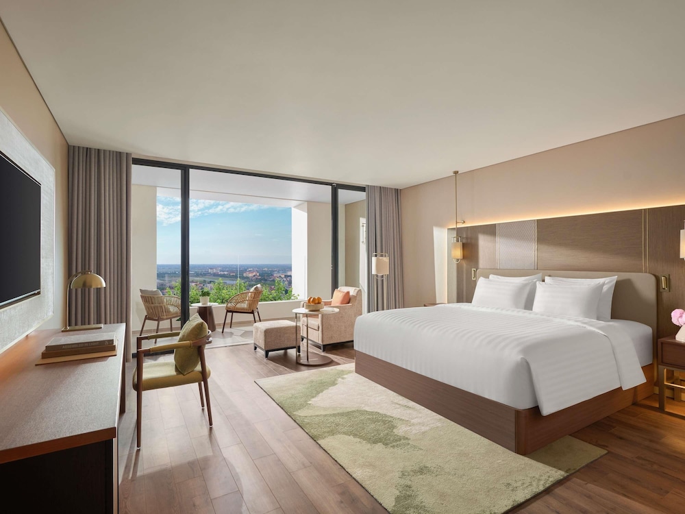 pullman ninh binh