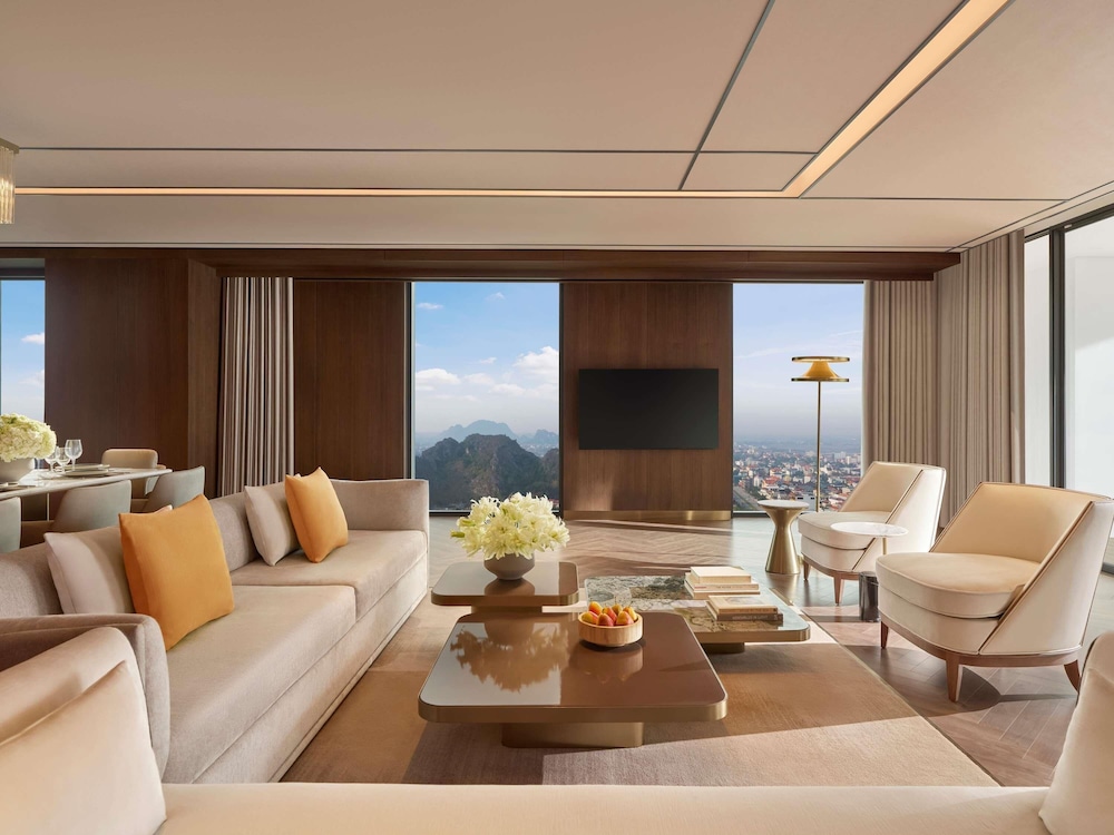 pullman ninh binh