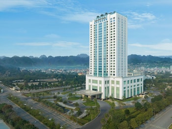 pullman ninh binh