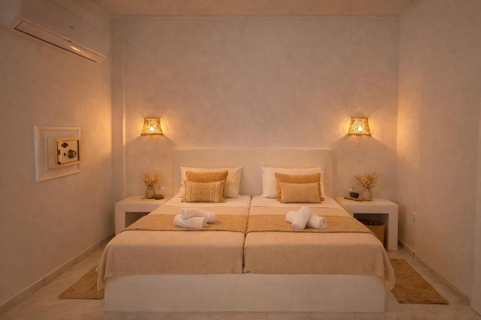 noeme santorini
