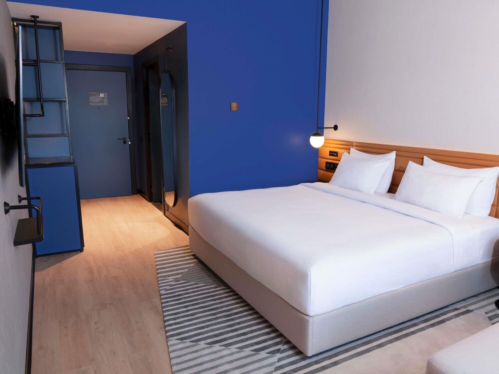novotel madinah