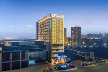Novotel Zibo New Hongcheng,,4 star