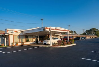 Capri Inn Little Rock Benton I-30,,3 star