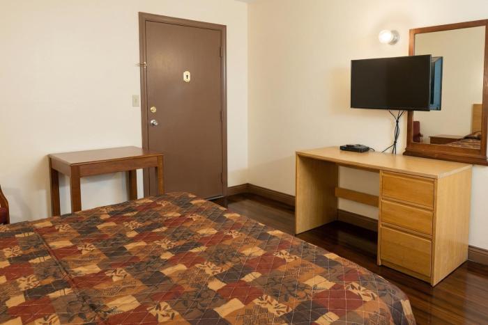 capri inn little rock benton i 30