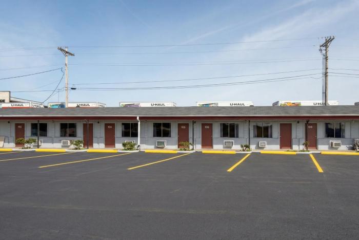 capri inn little rock benton i 30