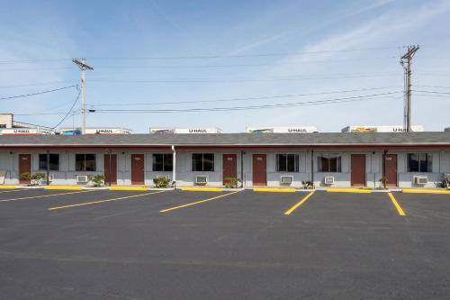capri inn little rock benton i 30
