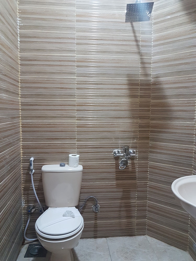 cairo paradise hotel