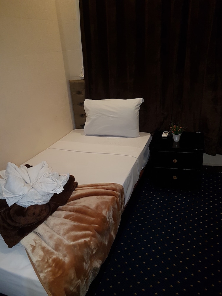 cairo paradise hotel