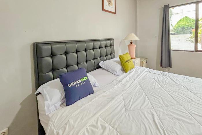 urbanview hotel d calton sukabumi