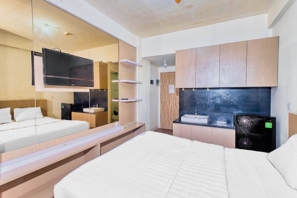 quintessa room at candiland apartement