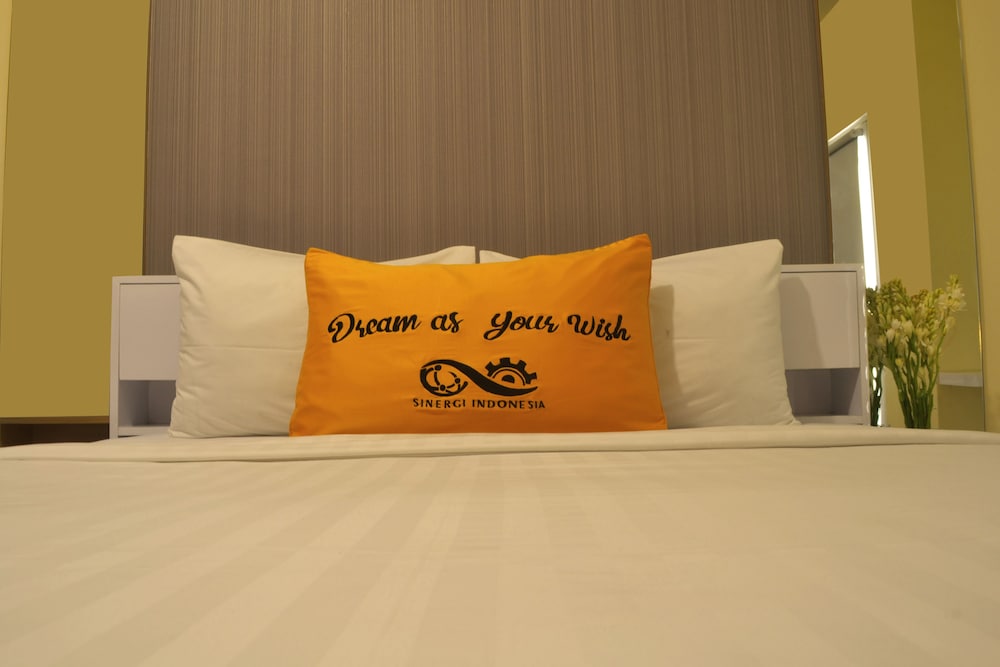 quintessa room at candiland apartement
