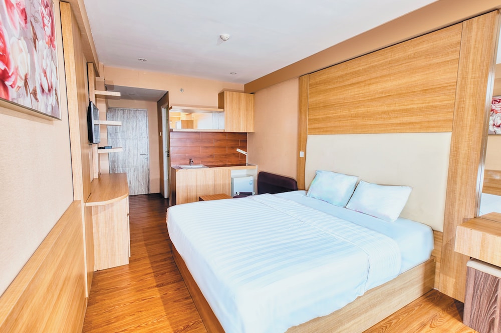 quintessa room at candiland apartement