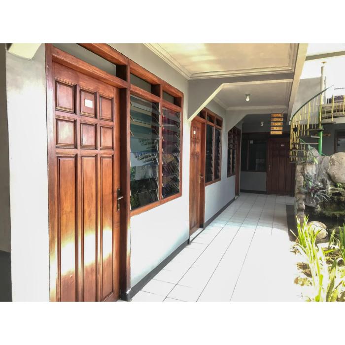 hotel lie mas prigen pasuruan mitra reddoorz
