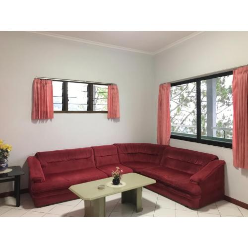 hotel lie mas prigen pasuruan mitra reddoorz