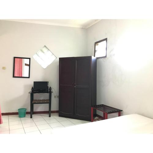 hotel lie mas prigen pasuruan mitra reddoorz