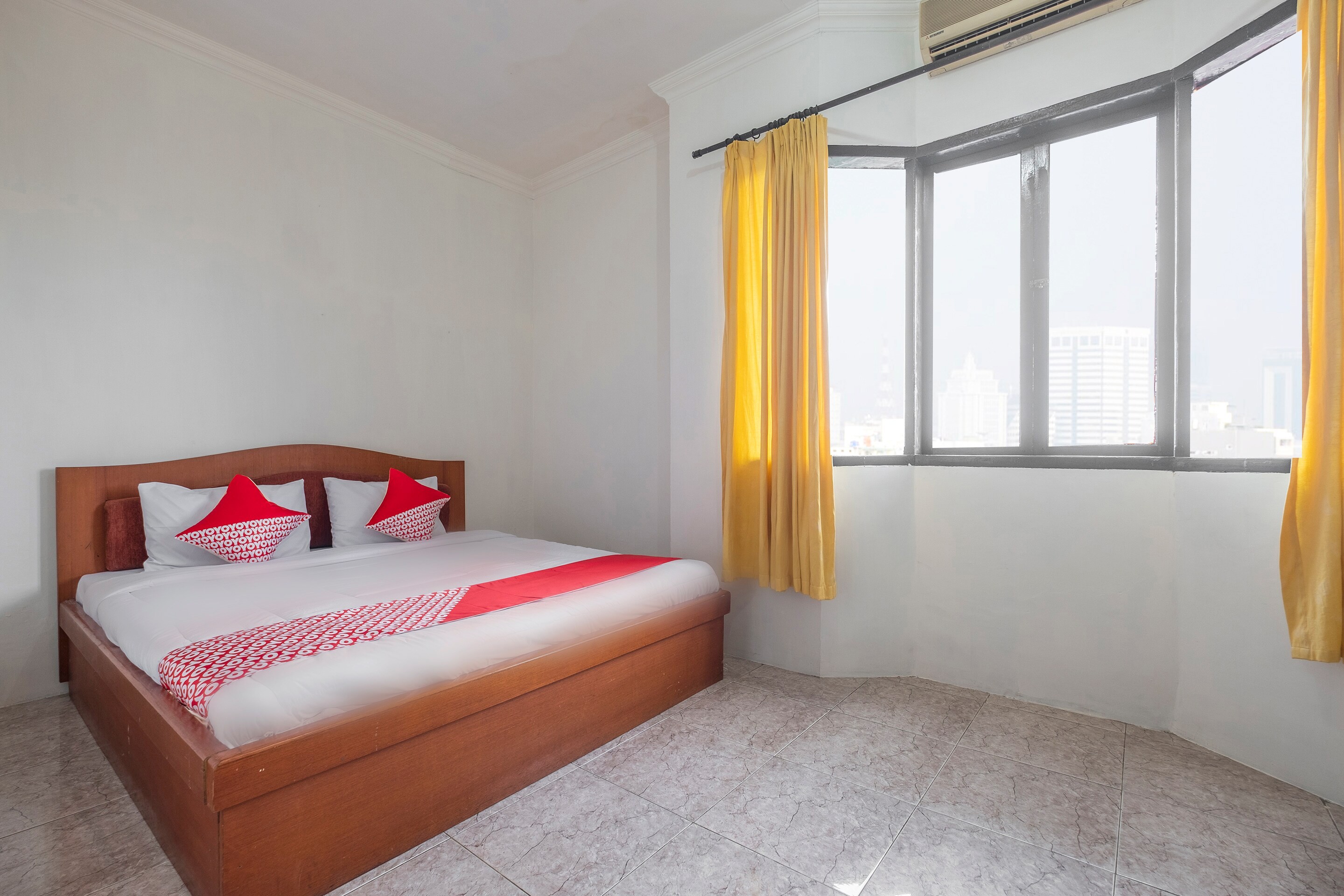 hotel o transit 2
