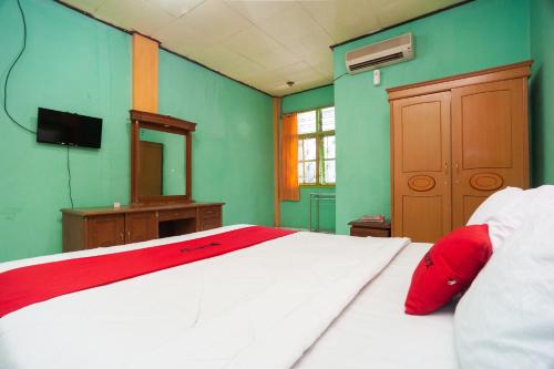 reddoorz syariah hotel matahari 2