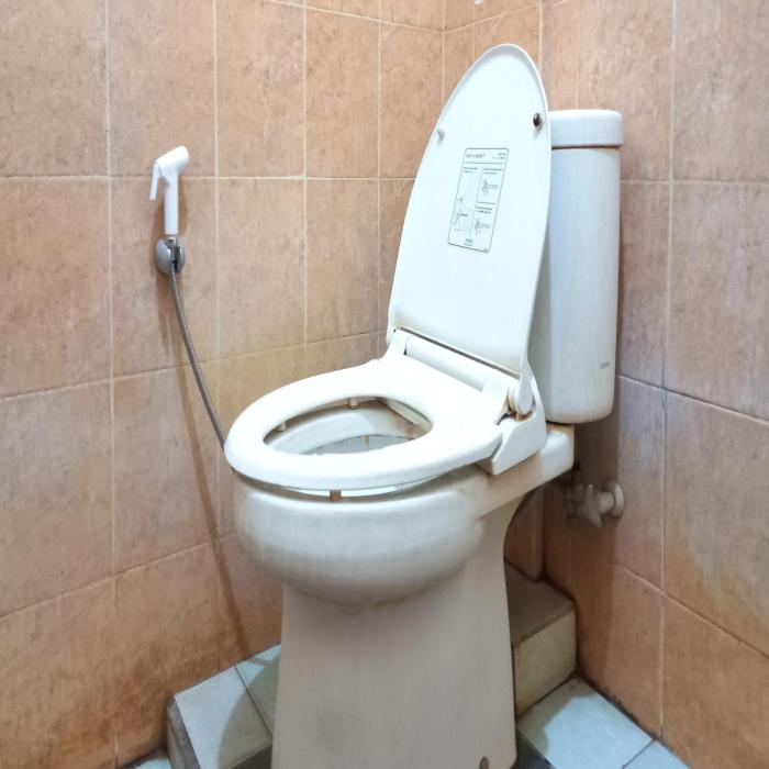 reddoorz syariah hotel pandan wangi near alun alun sidoarjo