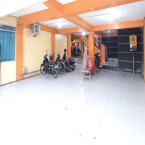 reddoorz syariah hotel pandan wangi near alun alun sidoarjo