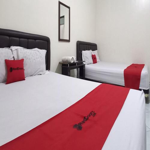 reddoorz syariah hotel pandan wangi near alun alun sidoarjo