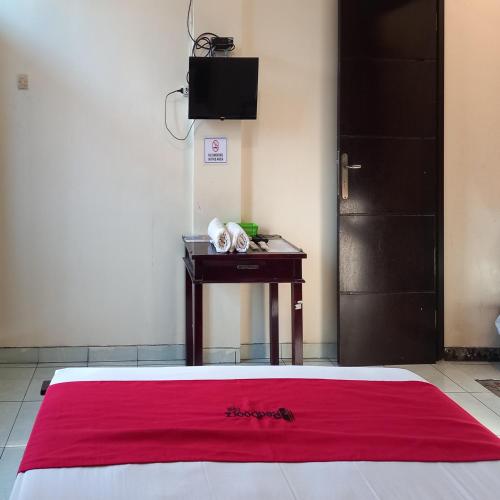 reddoorz syariah hotel pandan wangi near alun alun sidoarjo