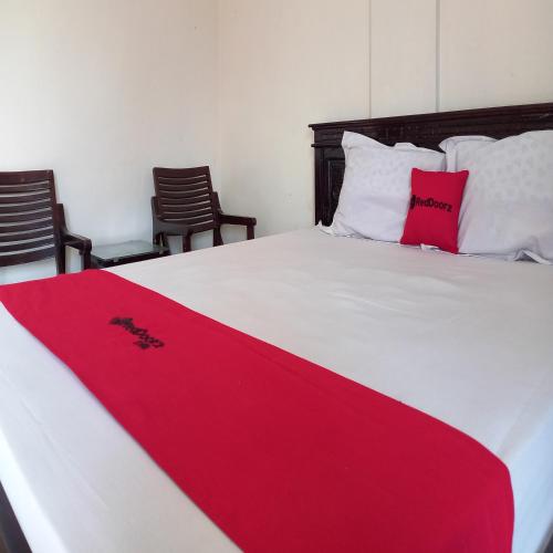 reddoorz syariah hotel pandan wangi near alun alun sidoarjo