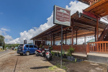 teras sawah guest house syariah
