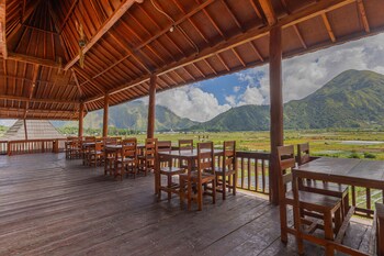teras sawah guest house syariah