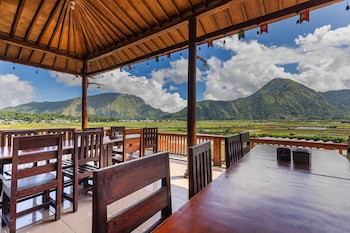 teras sawah guest house syariah